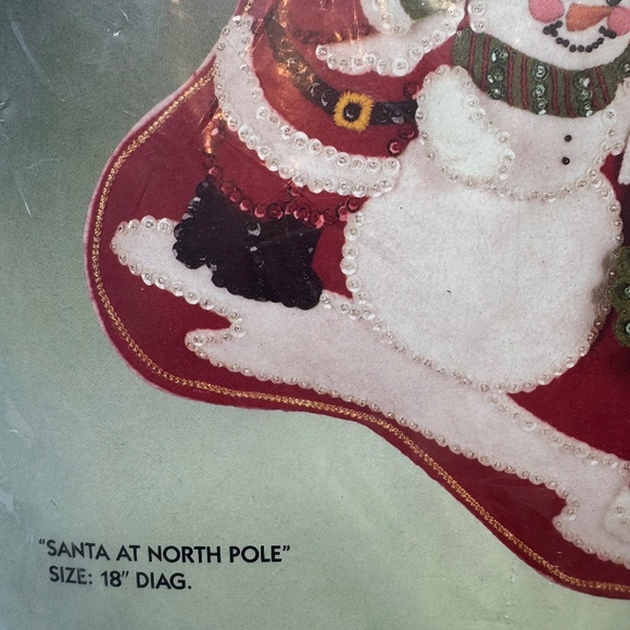 VTG Bucilla Santa At North Pole Needlepoint Christmas Heirloom Stocking Kit 18" - Picture 2 of 7